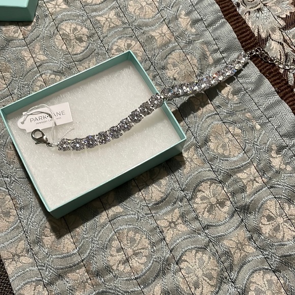 Park Lane Jewelry - Stunning sparkly bracelet